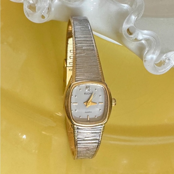 Vintage Elgin EK601-007 Diamond Quartz Two Tone Ladies Watch - Picture 5 of 15